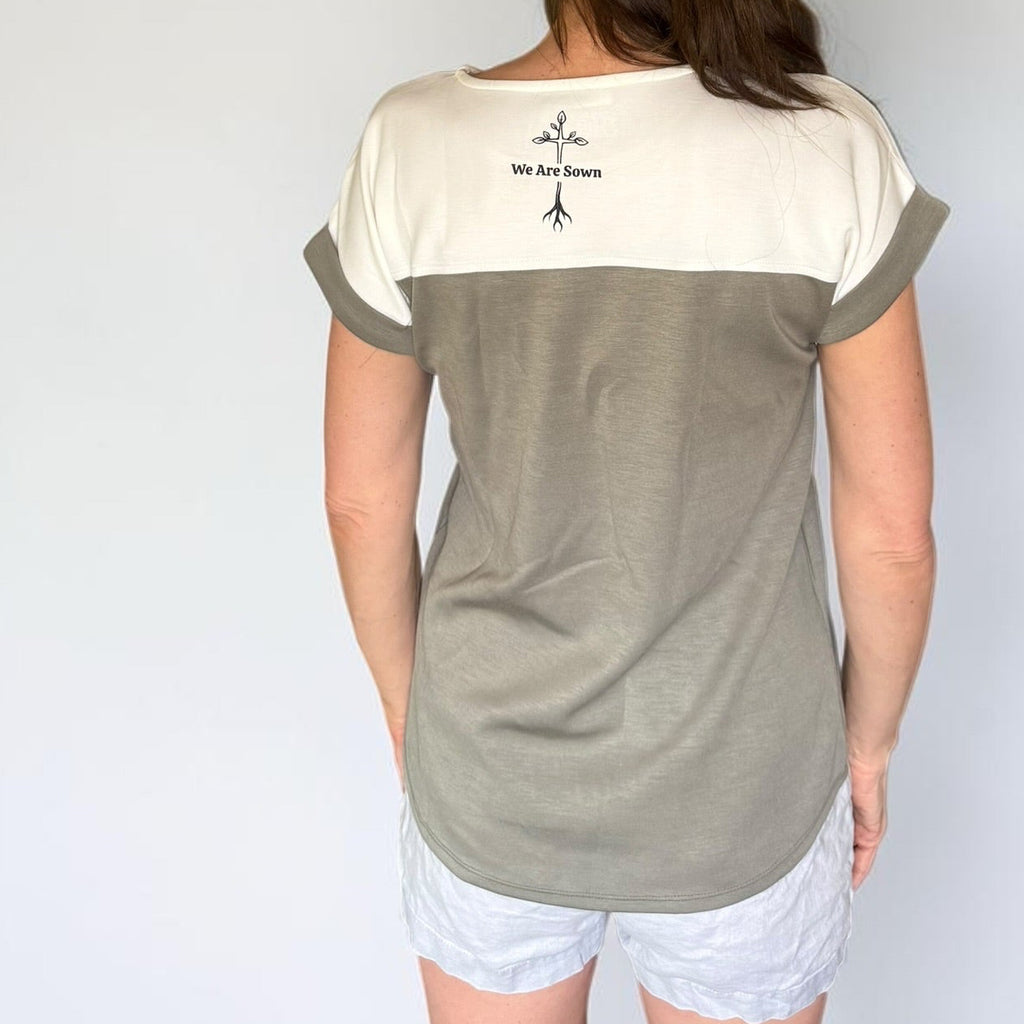 Make Heaven Crowded Mountain Tee – Moss Green & Cream Oversized Faith Top (Small)