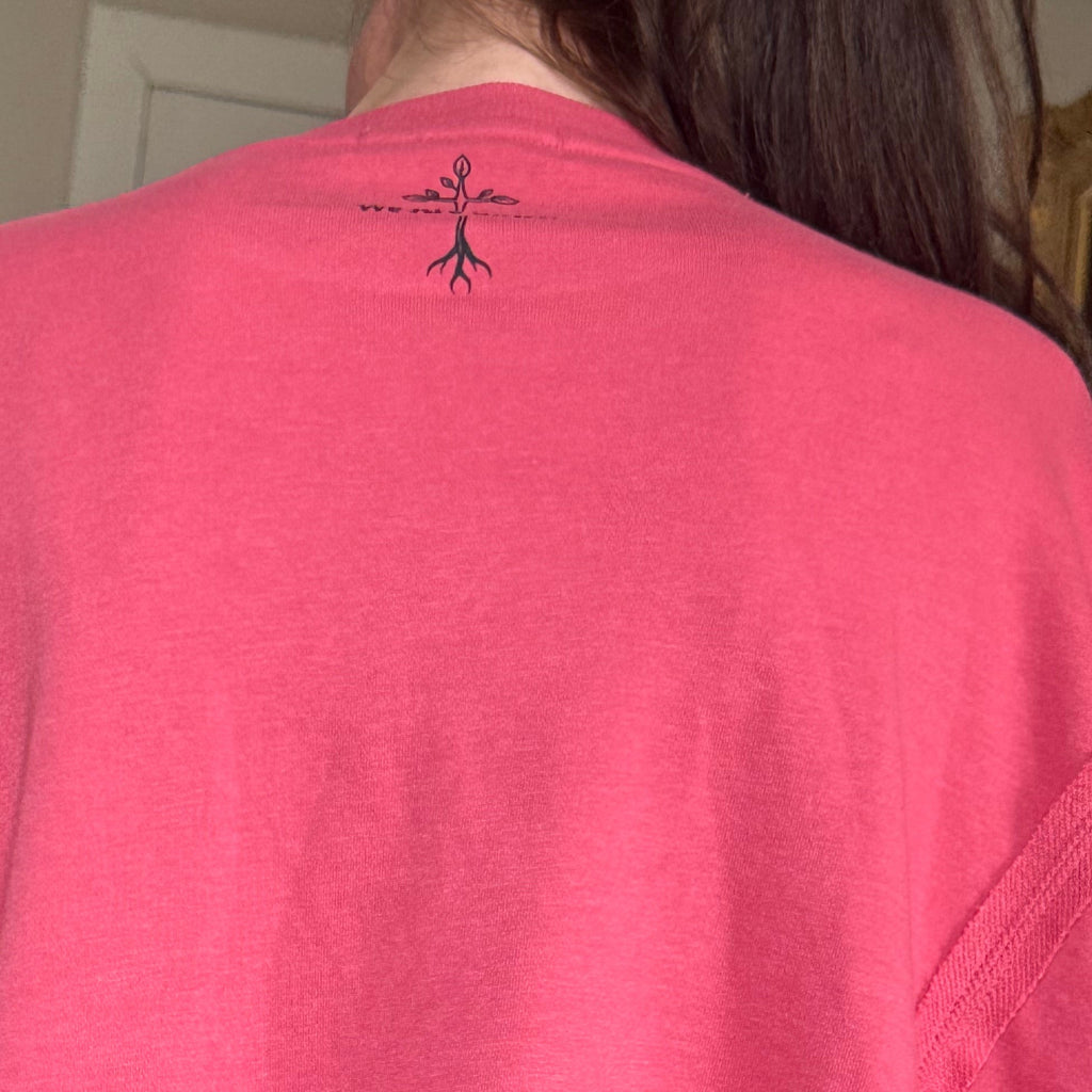 Extra large, red sweatshirt, agape cross ￼