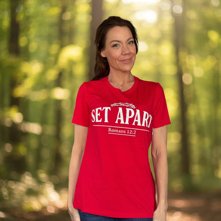 Set apart red T-shirt, size medium